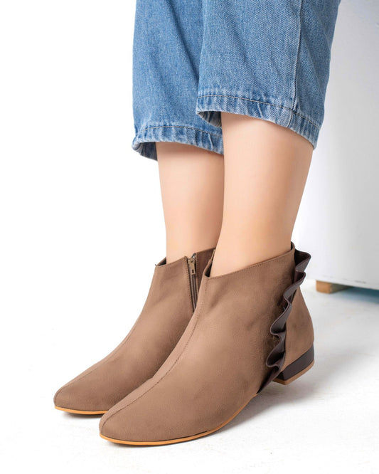 Flora boots- brown