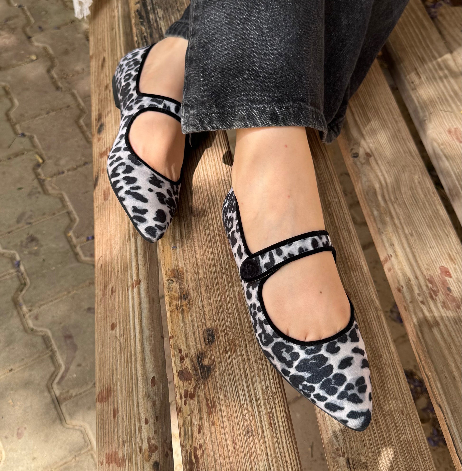 Leopard Flat