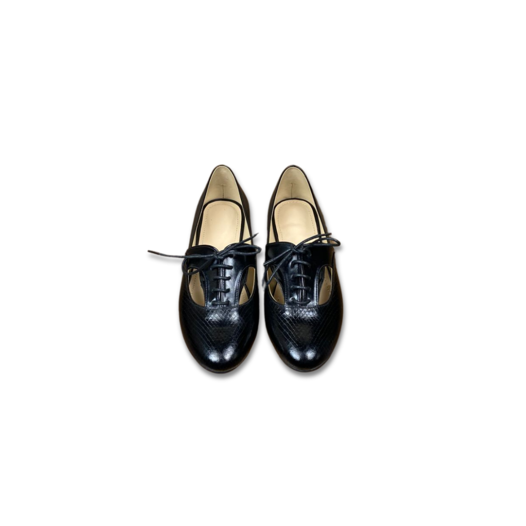 Metallic flat shoes- black